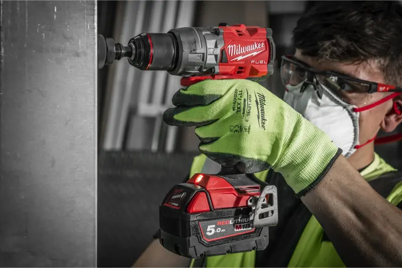 Aku příklepová vrtačka M18FPD3-402C PERCUSSION DRILL GEN4 (MI4933492473)